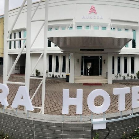 Aurora Hotel Siliwangi Чиребон Екстер'єр фото